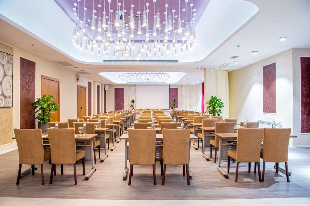 Kazzhol Park Hotel Almaty Kemudahan gambar